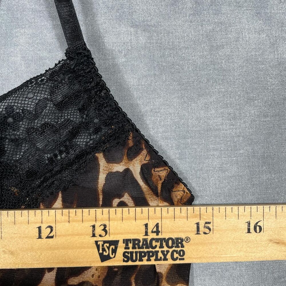 Leopard print lace cami top. - Picture 8 of 8